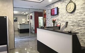 Hotel Moderne